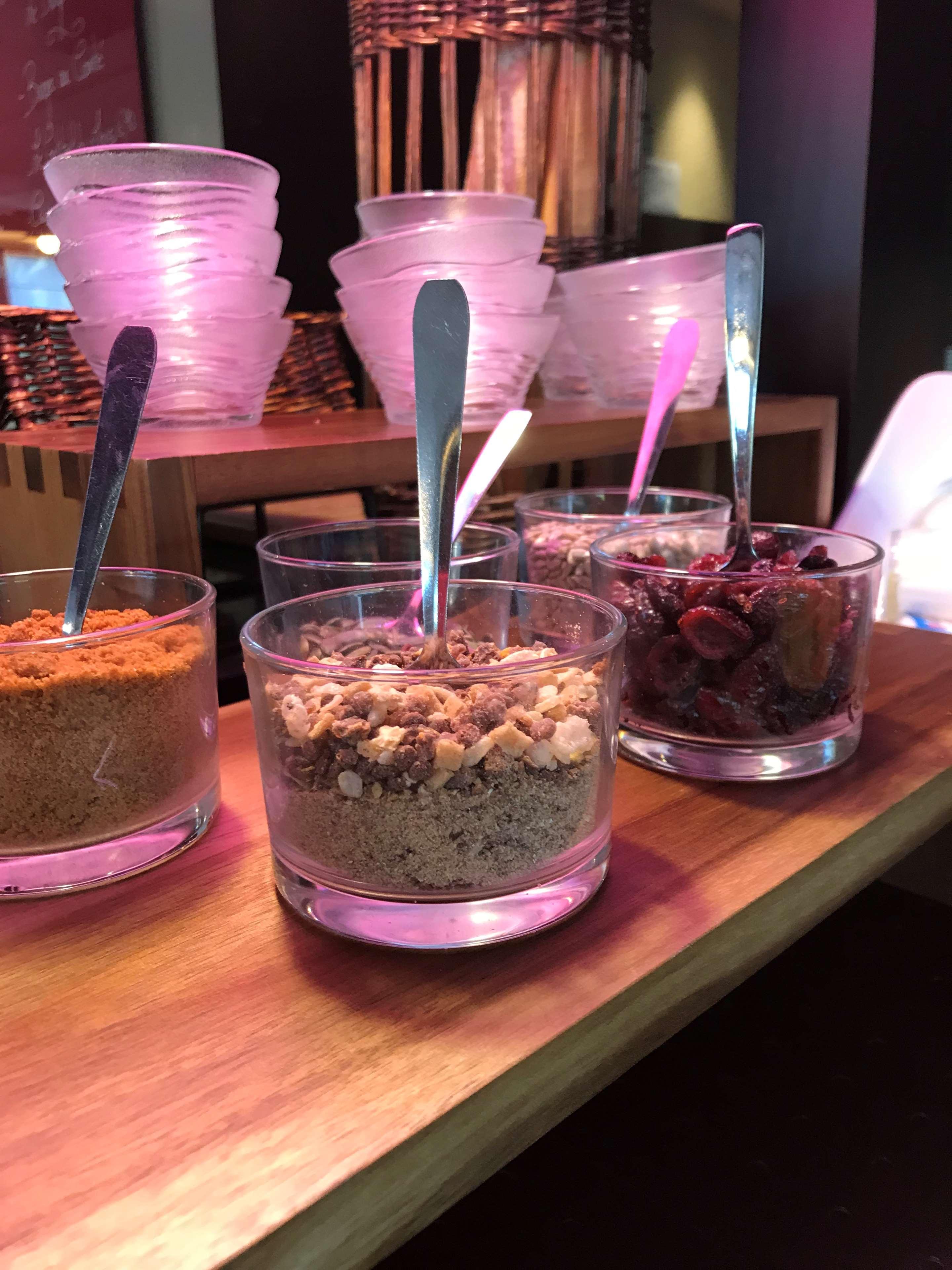钟楼卡奥尔酒店 外观 照片